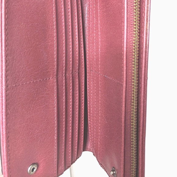 Matt & Nat Vtg Burgundy Vegan Wristlet / Large Wallet. Rare find. HP! - Picture 7 of 12